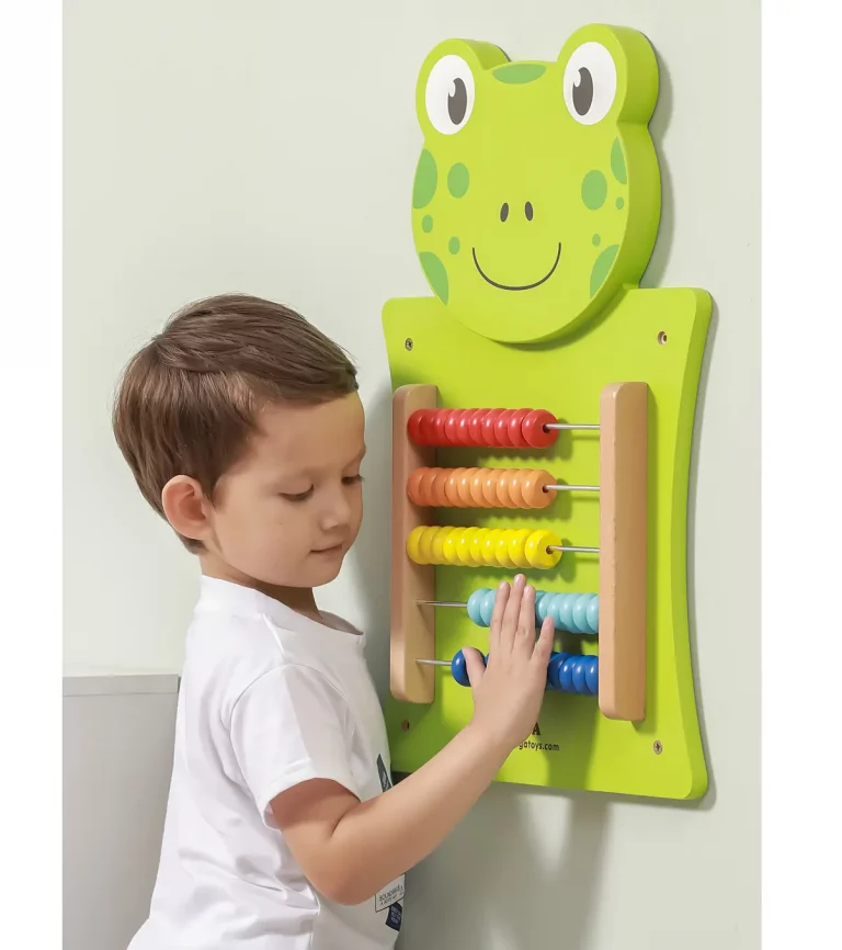 Viga – Wall Toy – Frog